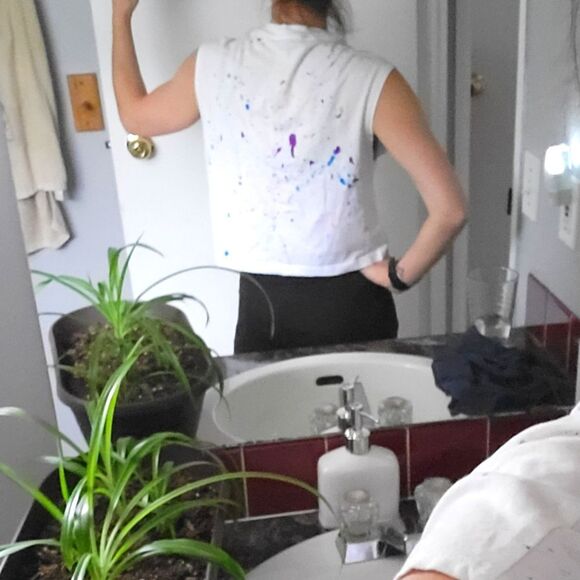 Dynamite XXS White Cropped Sleeveless Tank with Custom Paint Splatter - Picture 2 of 3